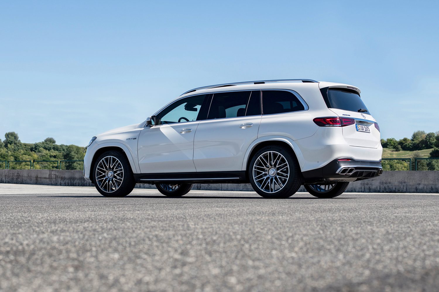 2019 los angeles auto show round up pictures and trends mercedes amg gls 63 4matic