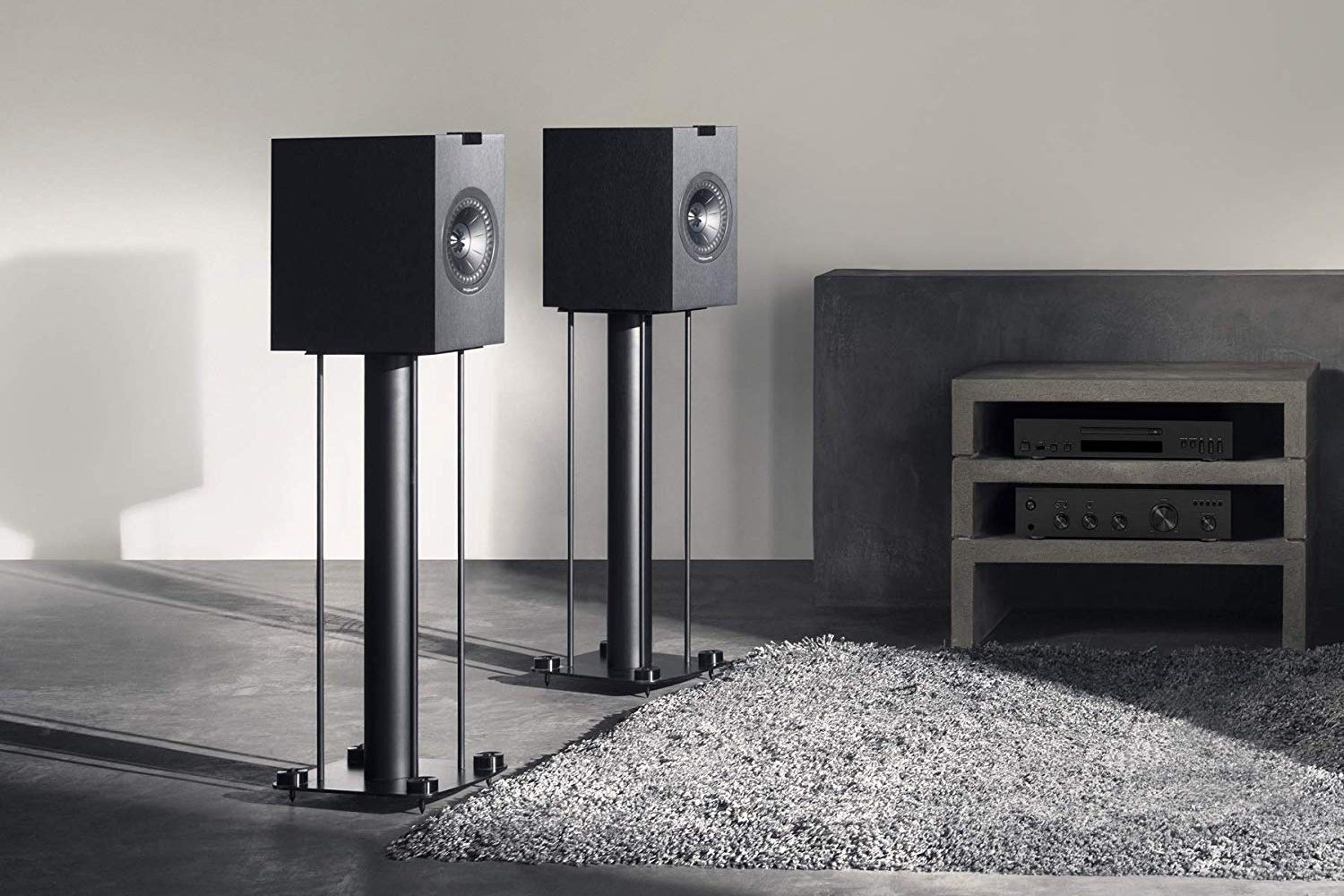 KEF Q150 bookshelf speakers