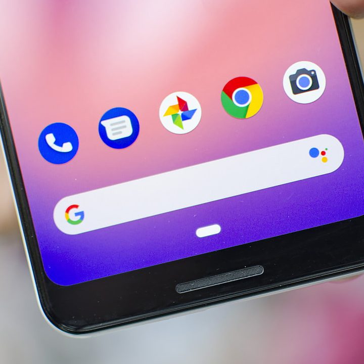 Pixel phone with five icon at the bottom of the display.
