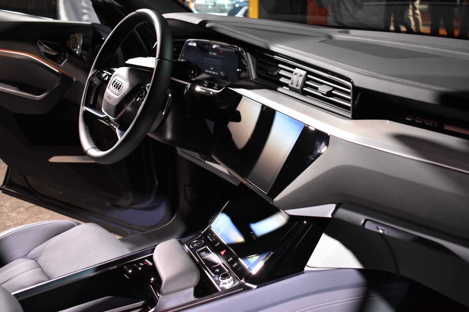 2020 audi e tron sportback electric car 2019 los angeles auto show