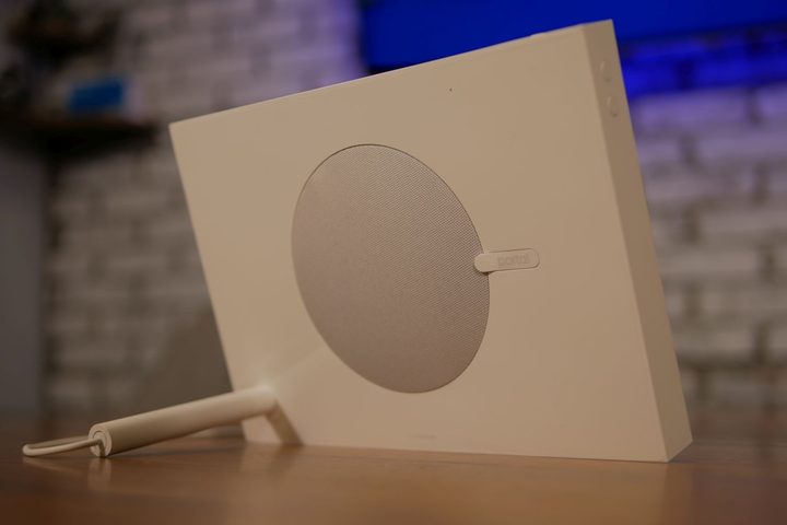Facebook Portal 10-inch 2019 speaker closeup