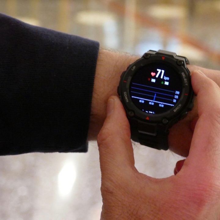 amazfit t rex smartwatch news price release pictues ces 2020 heart