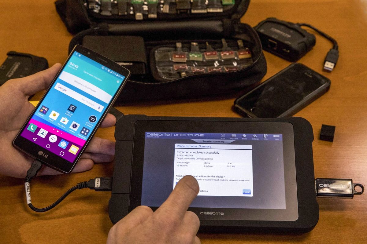 cellebrite machine