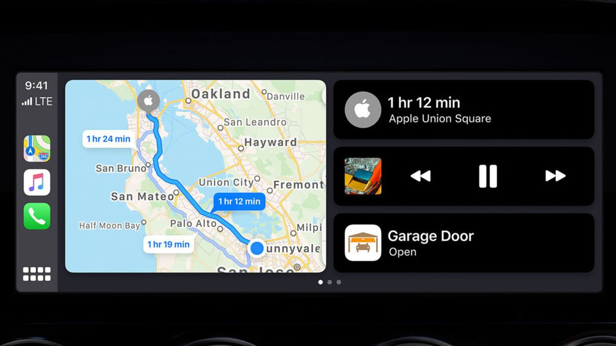 Apple CarPlay dashboard