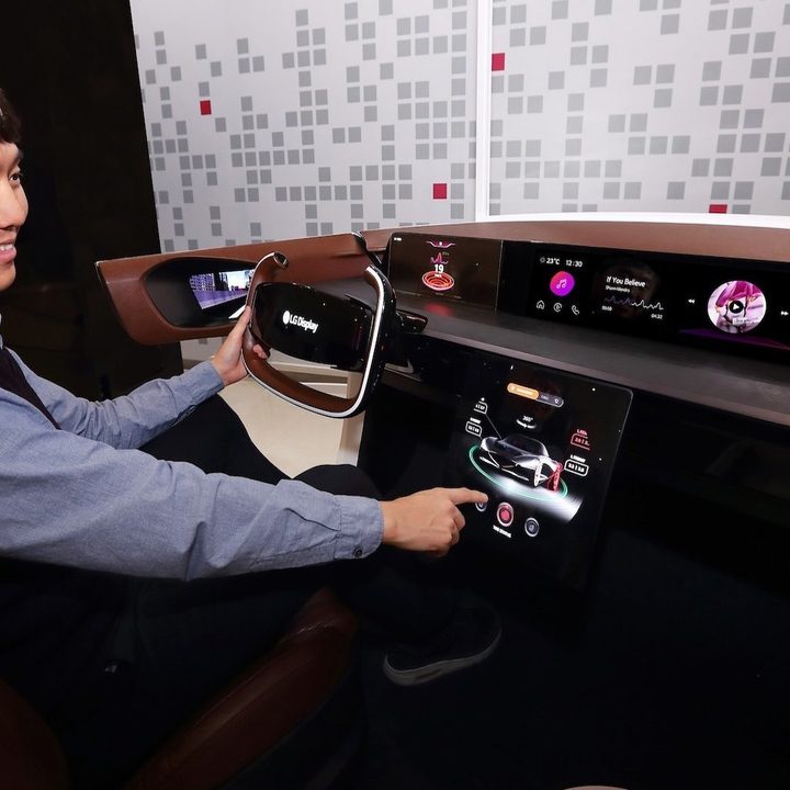 lg rollable oled tv ces 2020 car