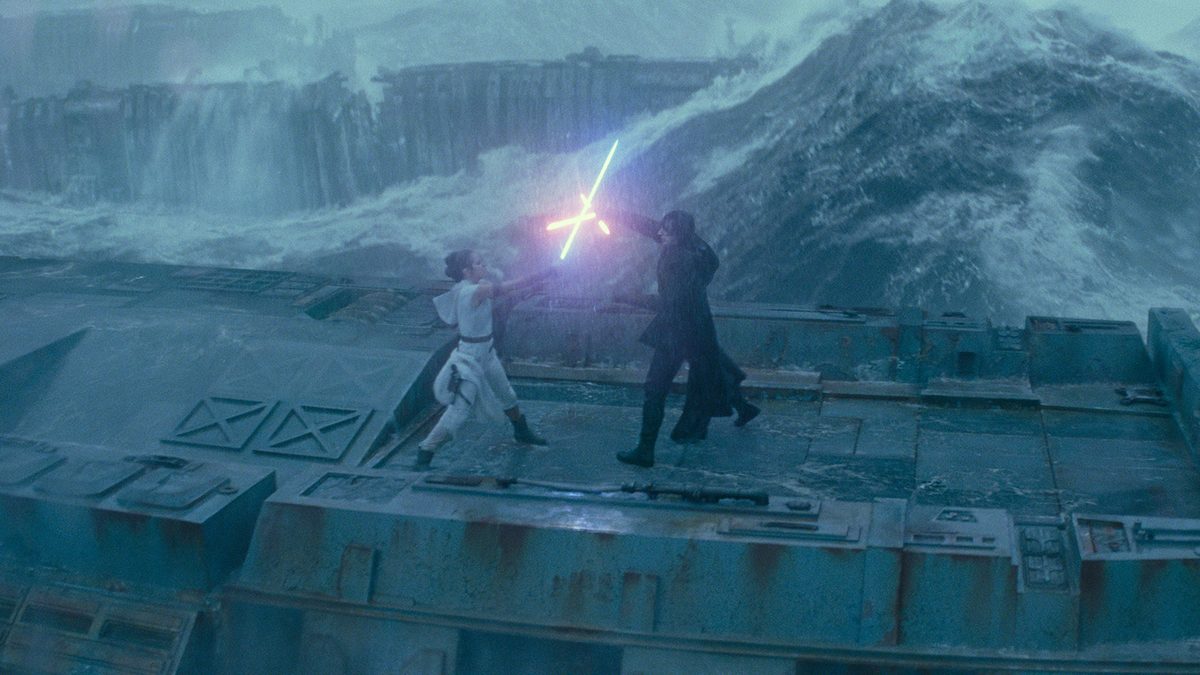 Star Wars The Rise of Skywalker lightsaber battle