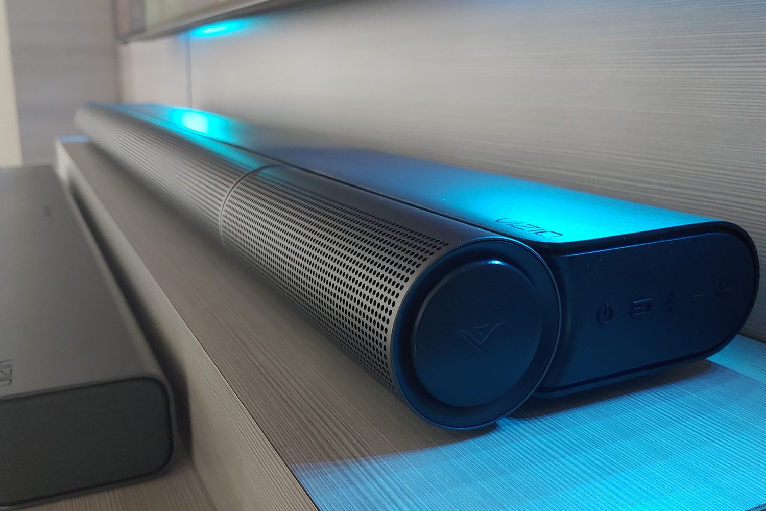 Vizio Elevate
