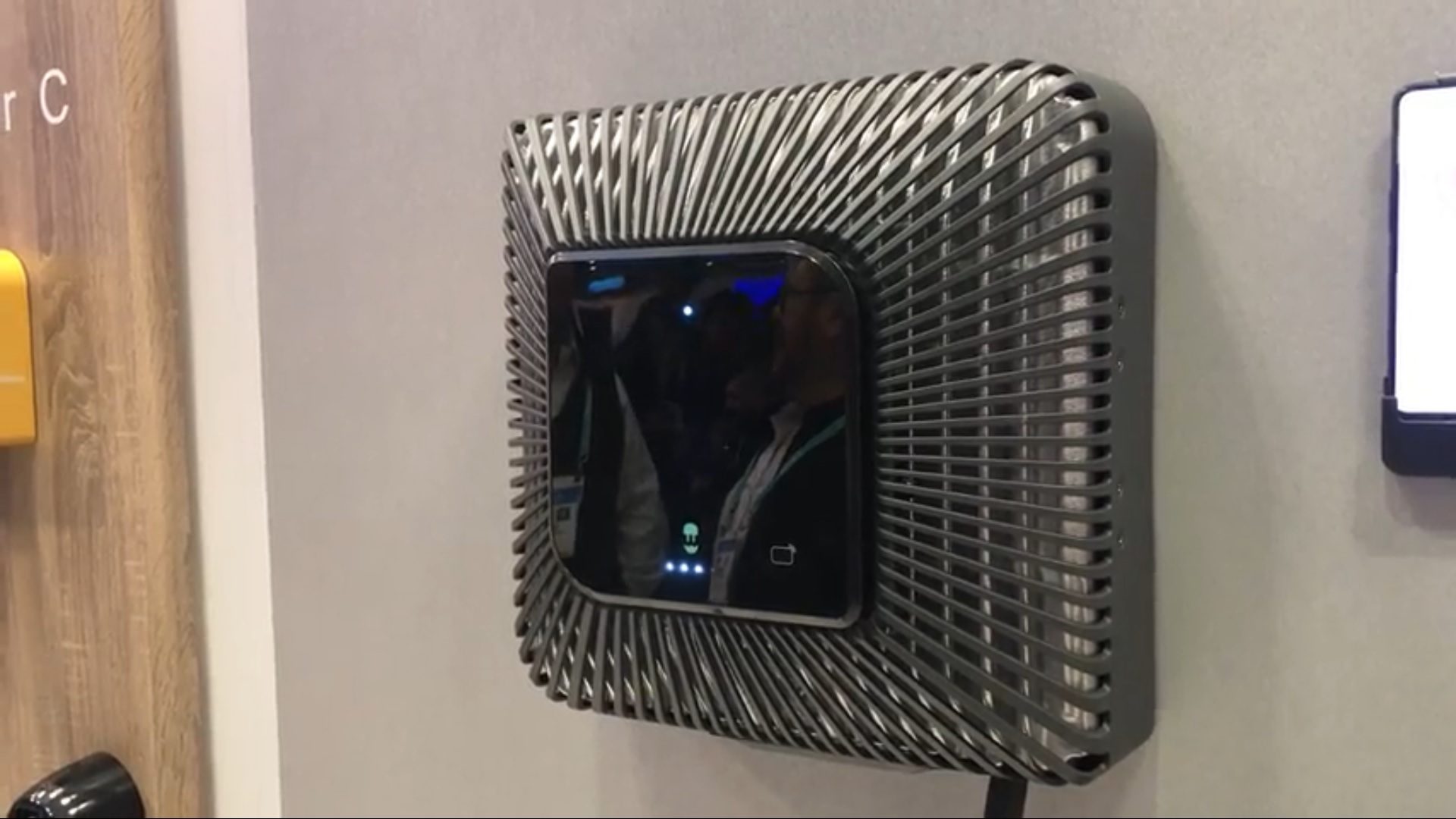 wallbox quasar bidirectional EV charger
