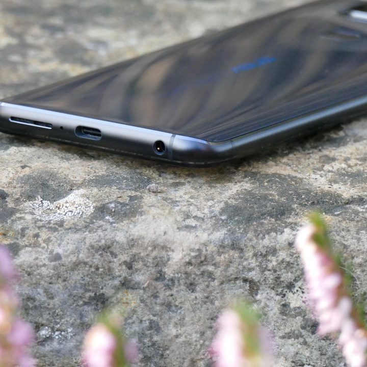 asus zenfone 6 best smartphone for 500 headphone