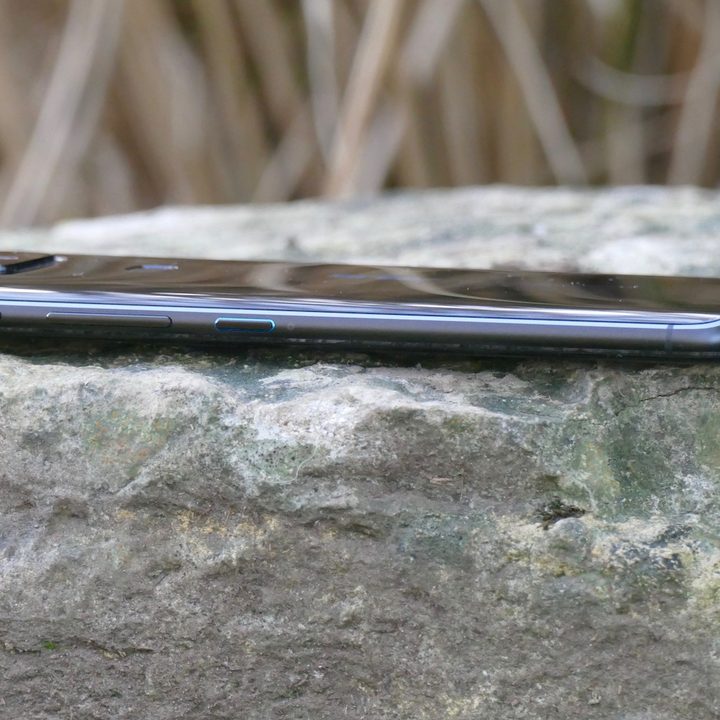 asus zenfone 6 best smartphone for 500 side rock