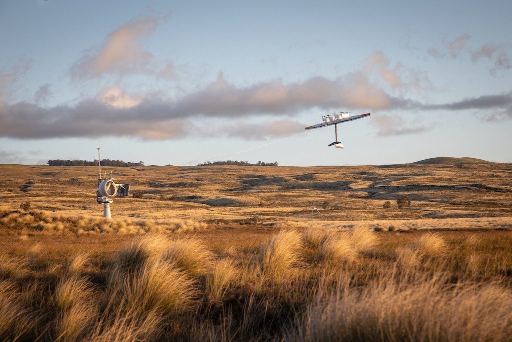 alphabet pulls support for energy generating kite project makani 4