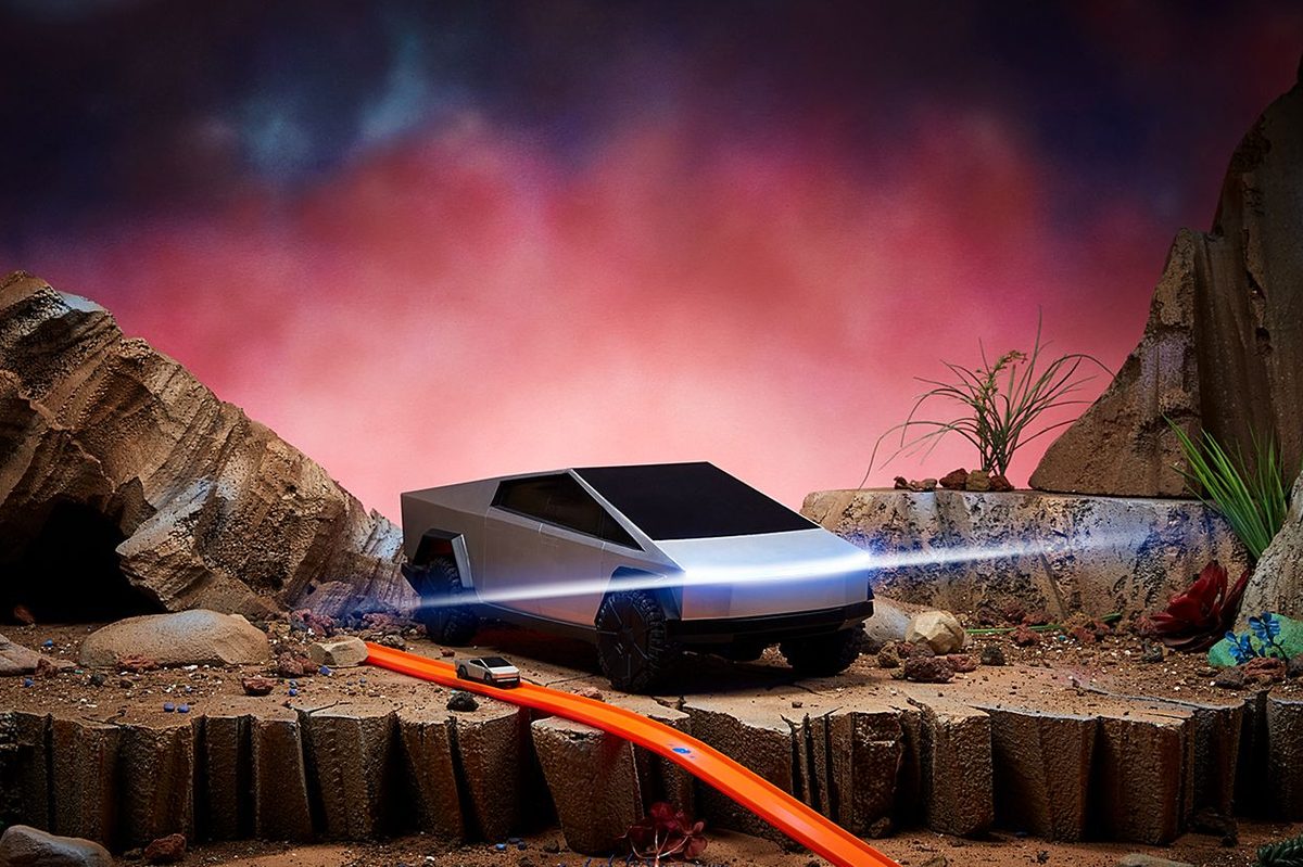 Mattel Cybertruck