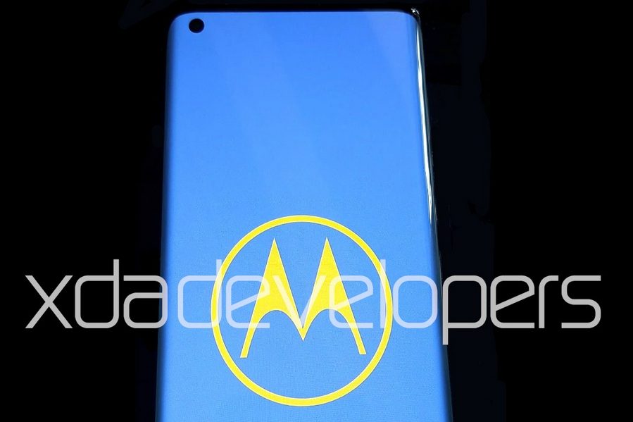 Motorola Edge Plus leak