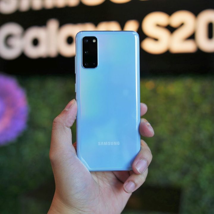 back of Samsung Galaxy S20