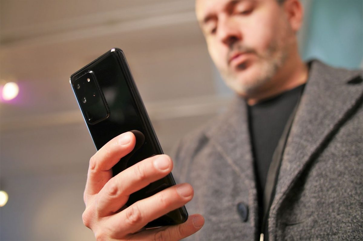 Samsung Galaxy S20 Ultra held in hand