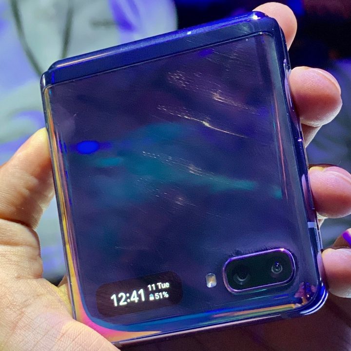 samsung galaxy z flip hands on features price photos release date 1