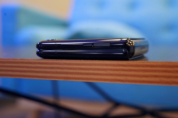 Samsung Galaxy Z Flip side-on