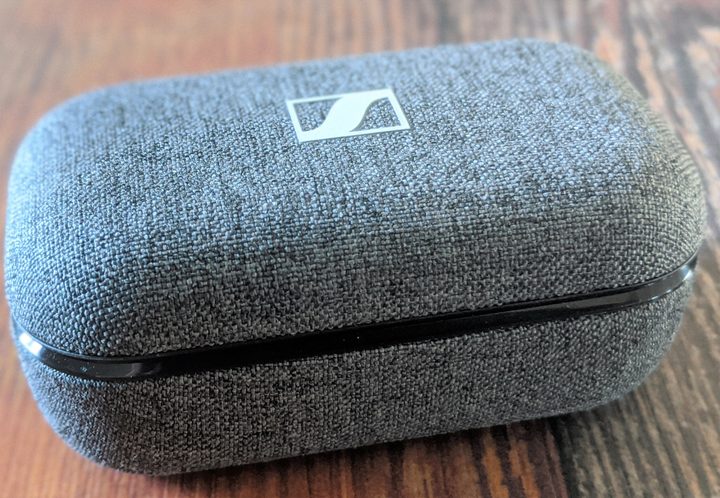 Sennheiser Momentum True Wireless 2 case