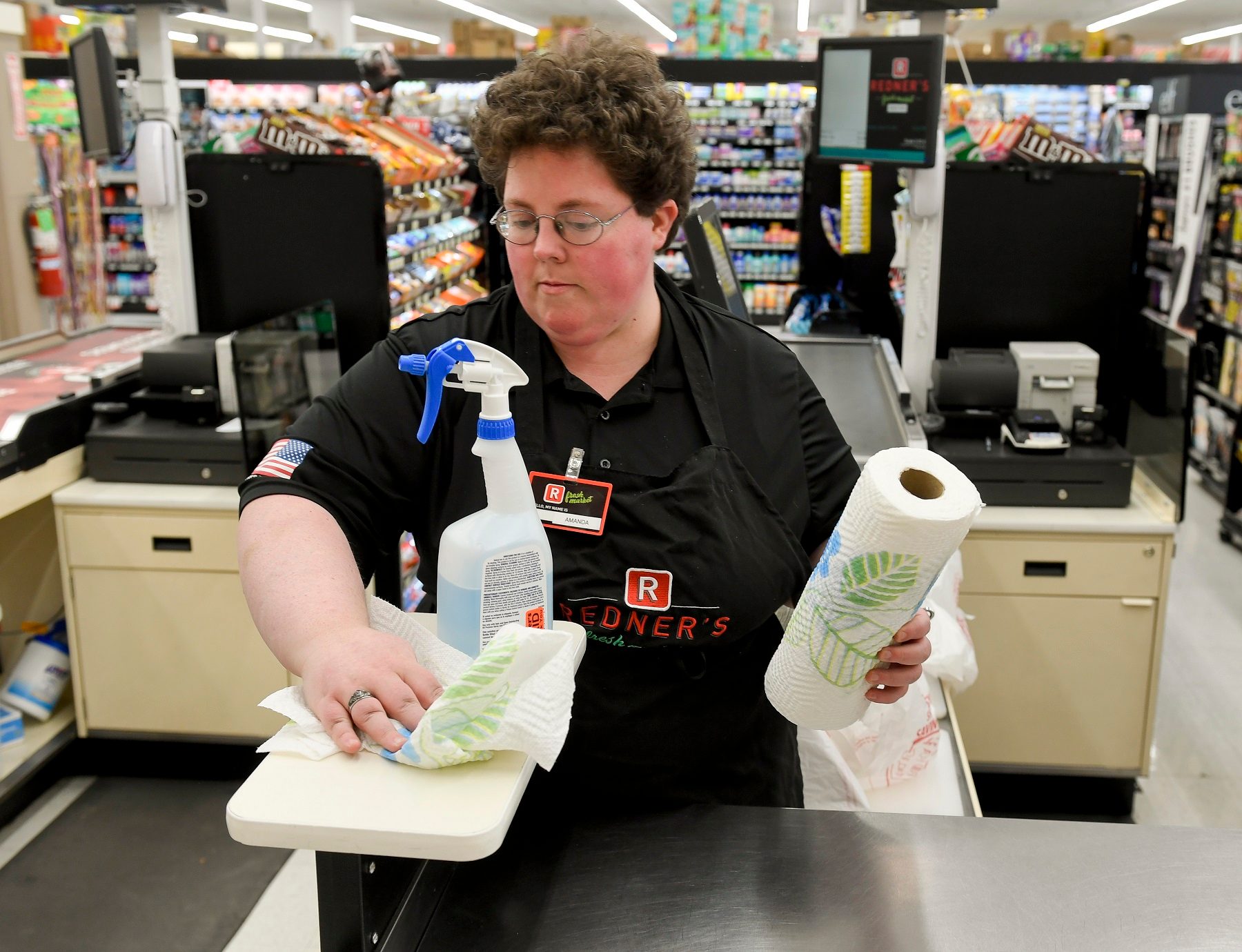 Grocery store worker mid the coronavirus outbreak