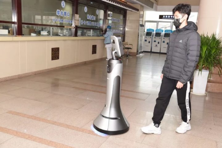 Orbbec coronavirus robot