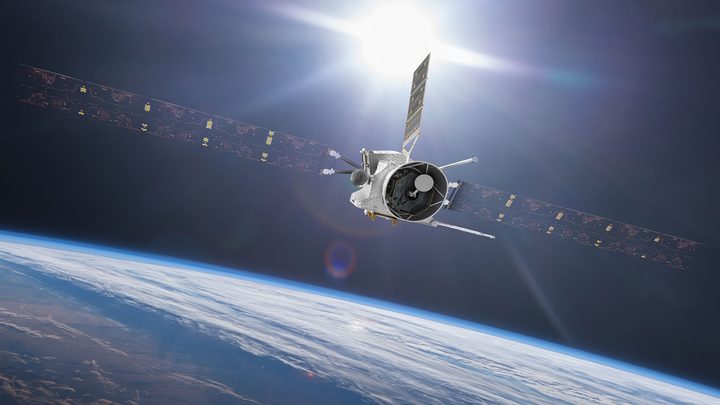 Artist’s impression of the BepiColombo spacecraft in cruise configuration, flying past Earth and with the Sun in the background.