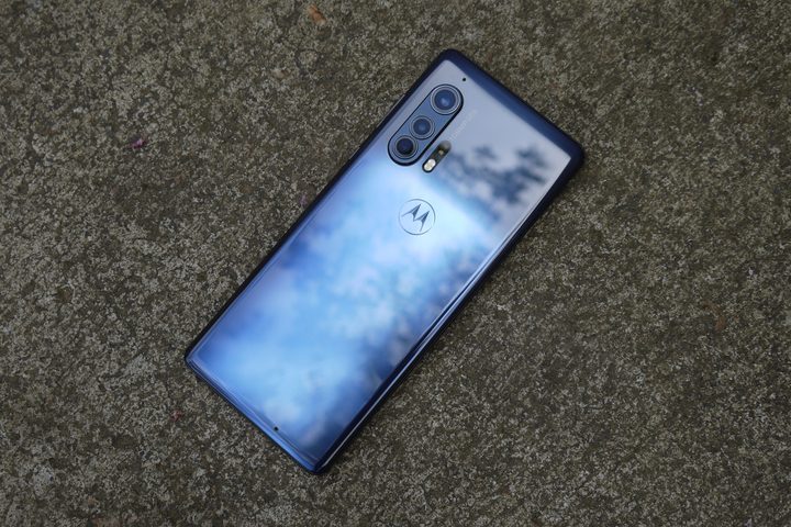Moto Edge Plus