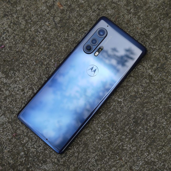 Moto Edge Plus