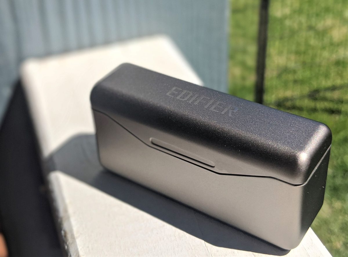 Edifier TWS NB case