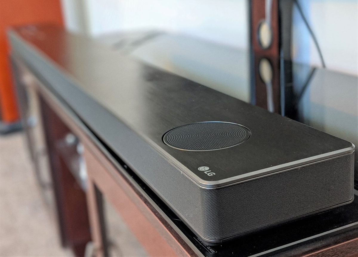 LG SN11RG soundbar