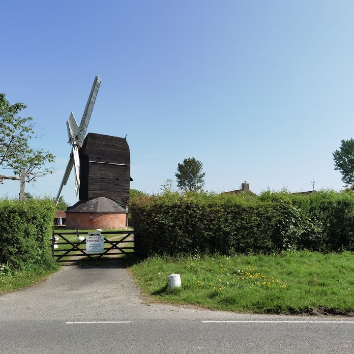 iphone 11 pro galaxy s20 plus oneplus 8 huawei p40 camera shootout windmill