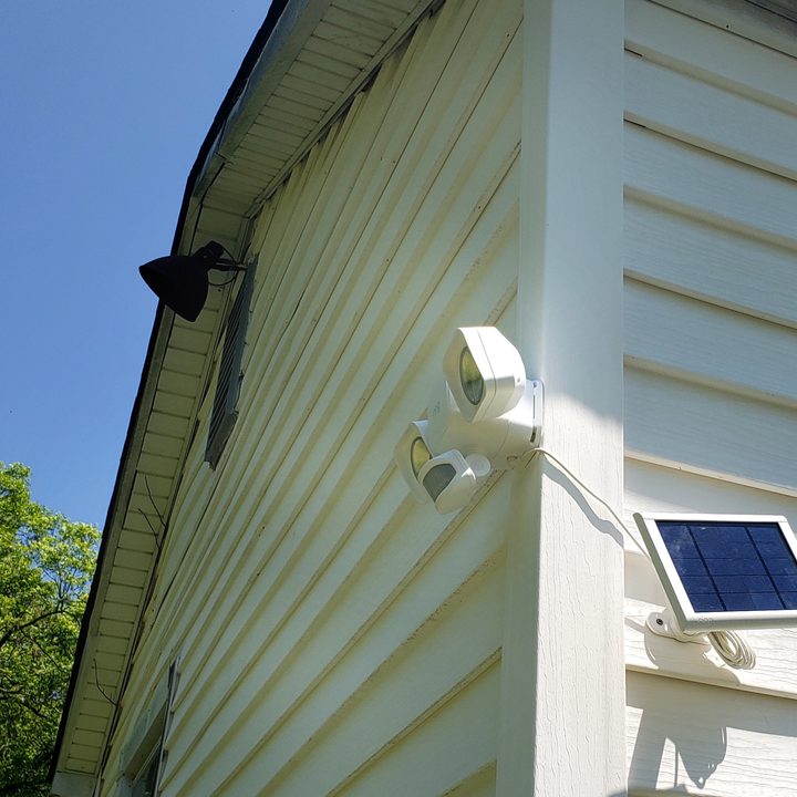 Ring Smart Lighting Solar Floodlight and solar panel