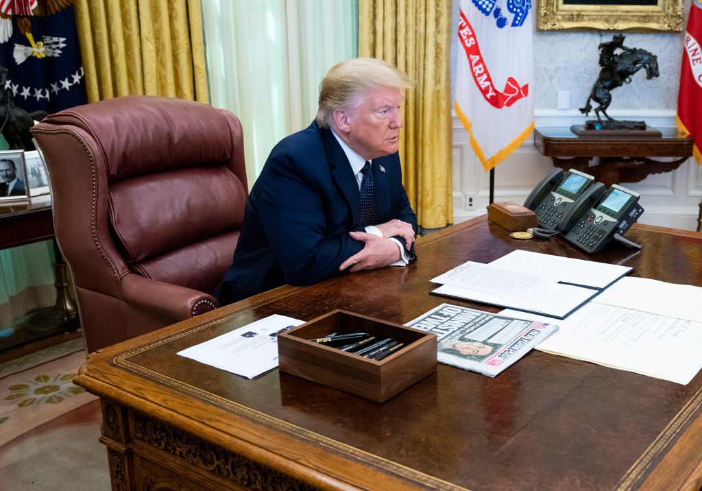 Trump Signs Social Media Executive Order