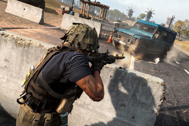 A solo player in Call of Duty: Warzone