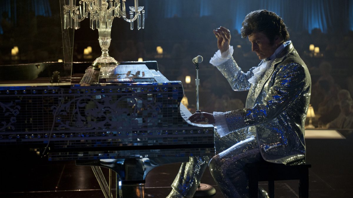 Matt Damon and Michael Douglas in Behind the Candelabra