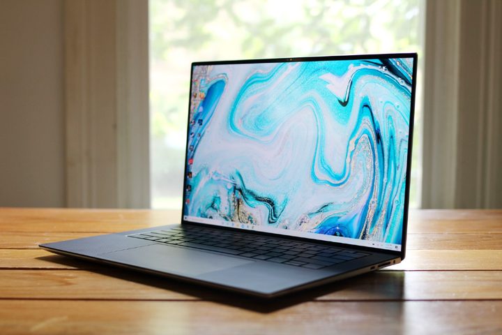 The front view of the Dell XPS 15 laptop.