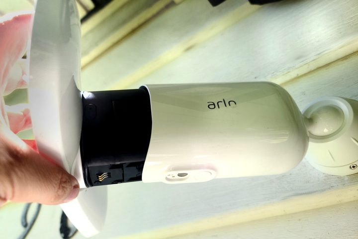 Installing Arlo Pro 3 Floodlight Camera