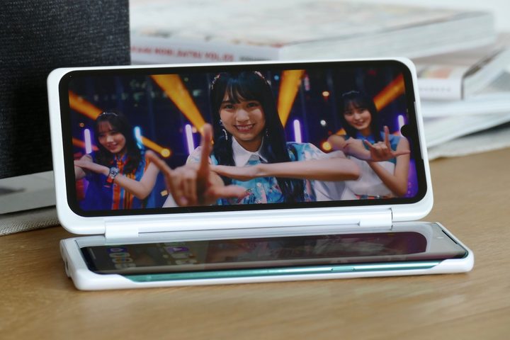 LG Velvet Dual Screen Video