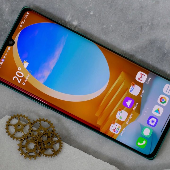 LG Velvet Screen