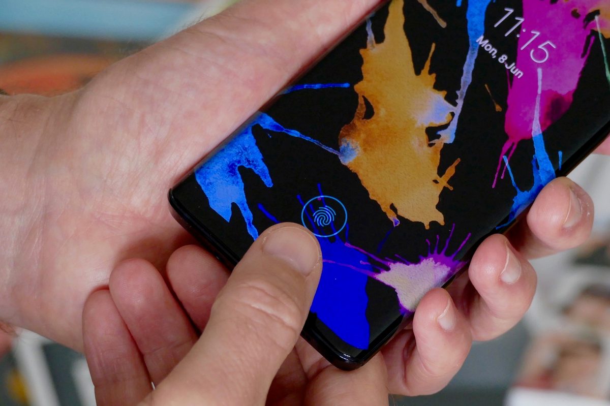 Motorola Edge Fingerprint sensor