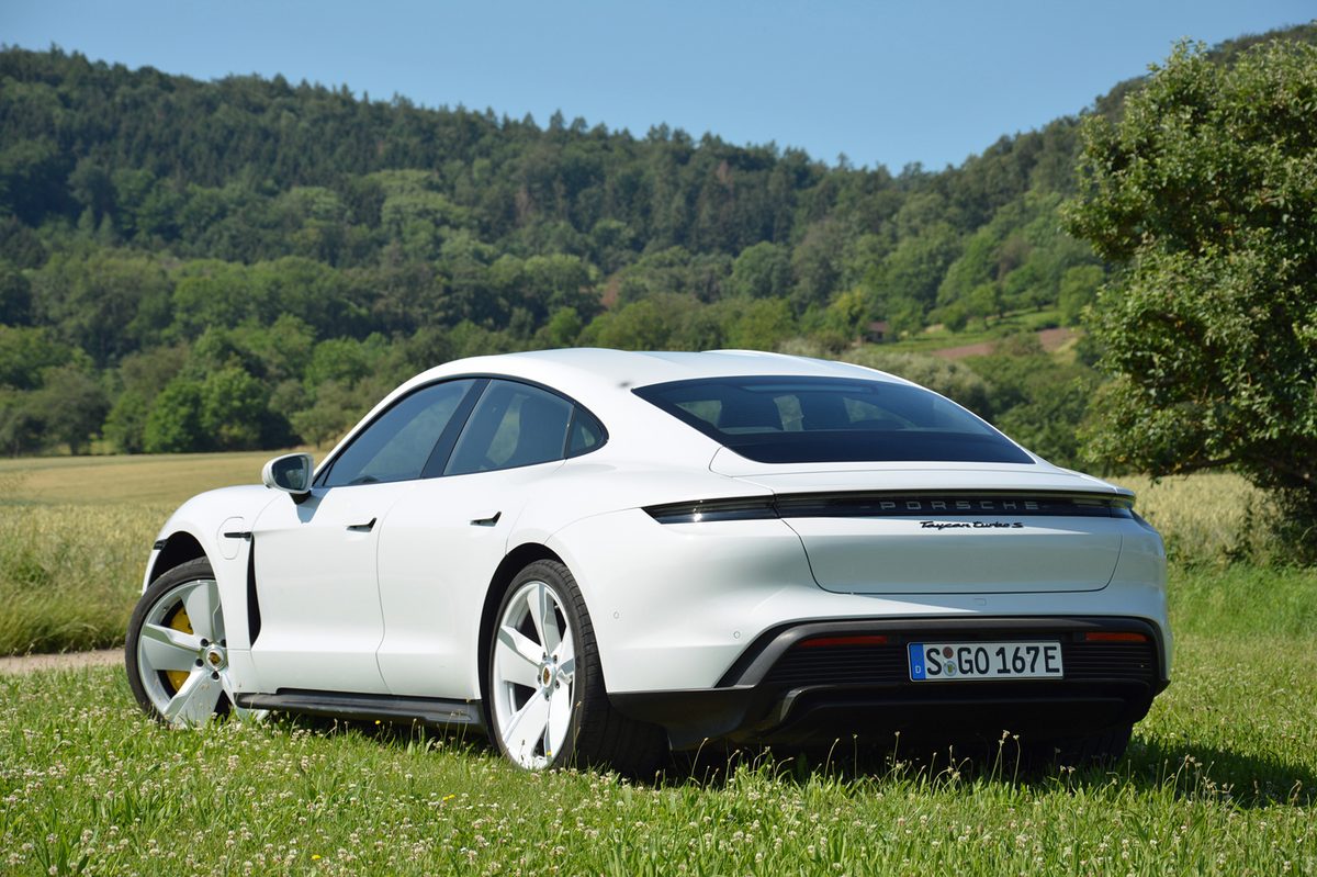 2020 Porsche Taycan Turbo S