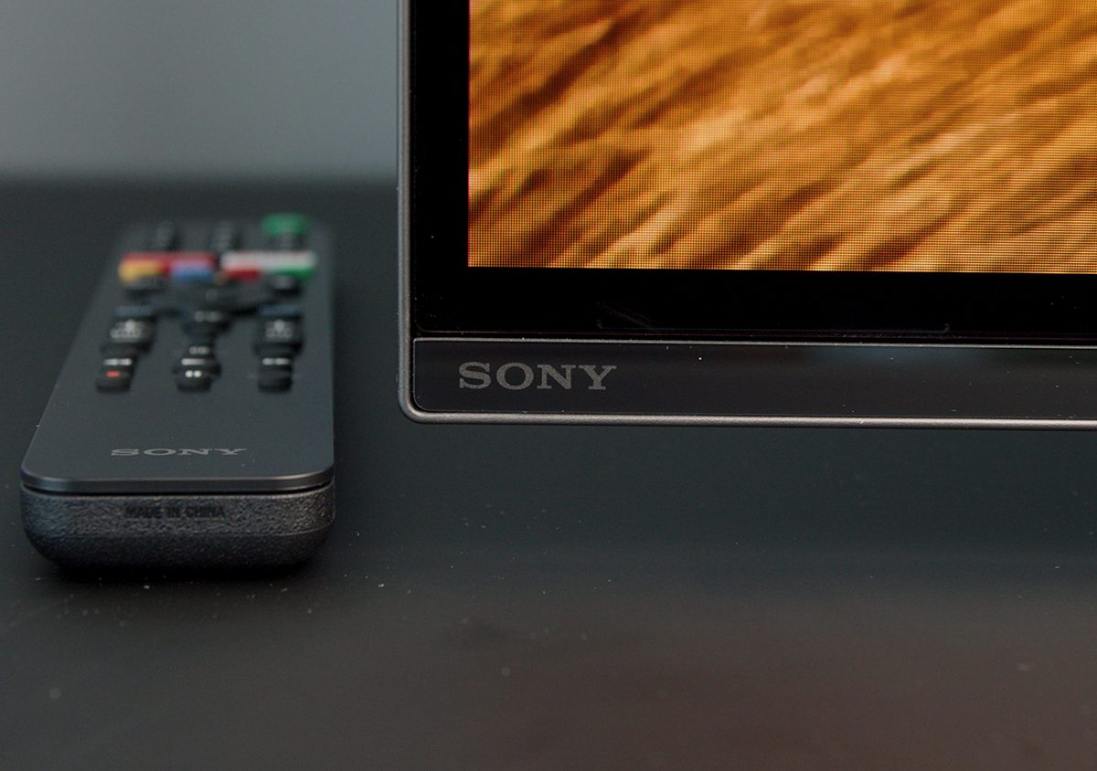Sony A8H OLED