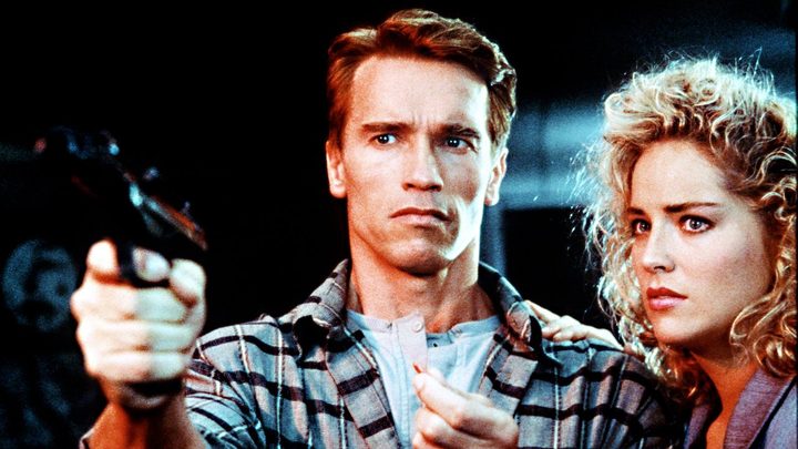 Arnold Schwarzenegger in Total Recall.