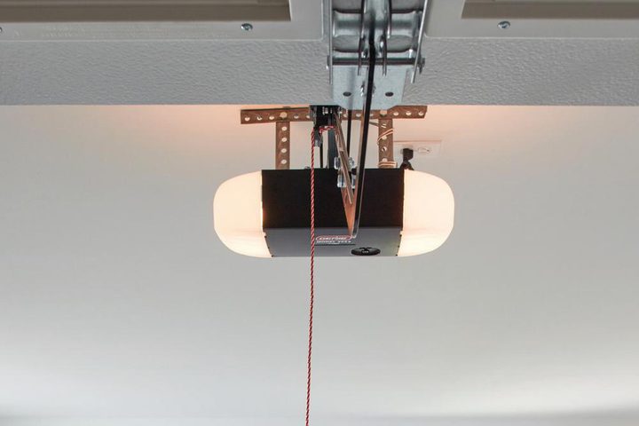 Genie SilentMax Smart Garage Door Opener with Aladdin Connect
