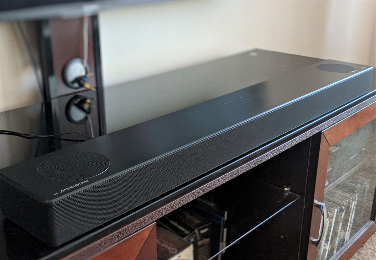 LG SN7Y soundbar