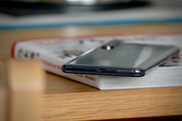 OnePlus Nord Charger Port
