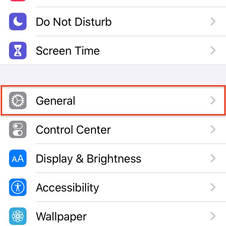 should you or shouldnt force quit ios apps refresh1