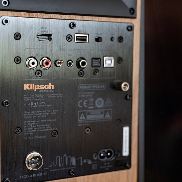 klipsch the fives review powered speakers 5