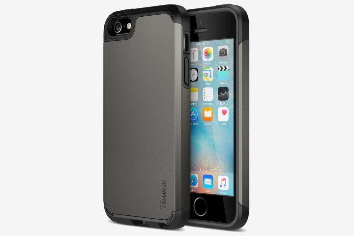 Photo of iPhone SE 2016 in Trianium Protak grey case