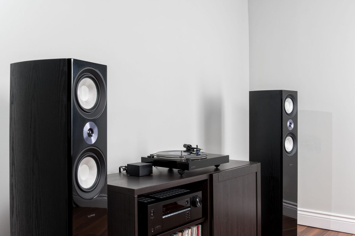 Fluance floorstanding speakers