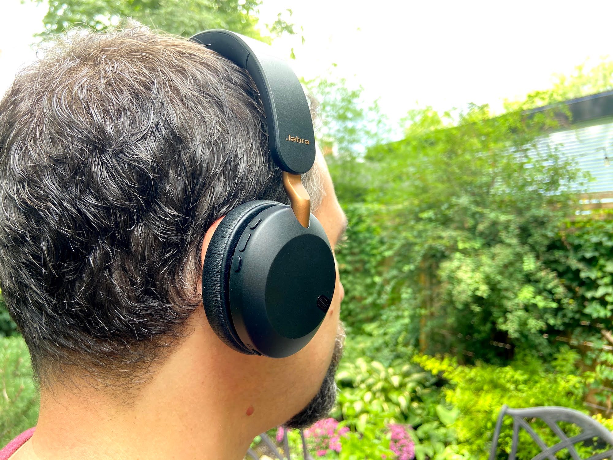 Jabra Elite 45h review: The best $100 headphones you can buy